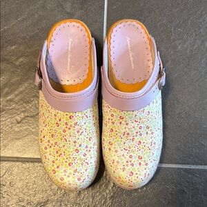 Hanna Andersson Floral Print Pink Strap Mules